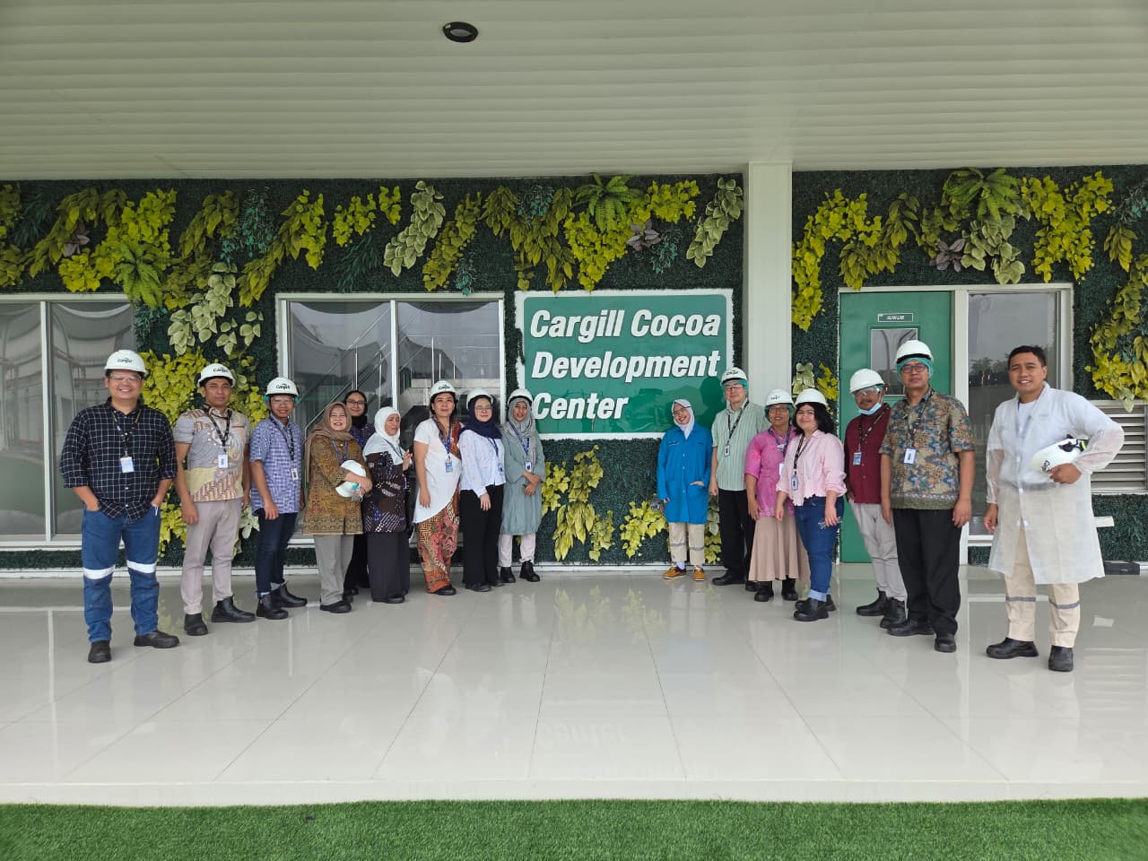 Mahasiswa MM UNAIR Belajar Strategi Operasi Langsung di PT. Cargill Indonesia