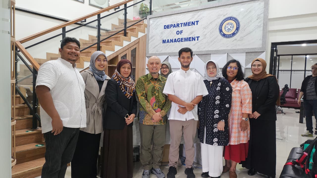 Menjawab Tantangan Rantai Pasok Modern, Departemen Manajemen Hadirkan Praktisi Industri dalam Kuliah Tamu